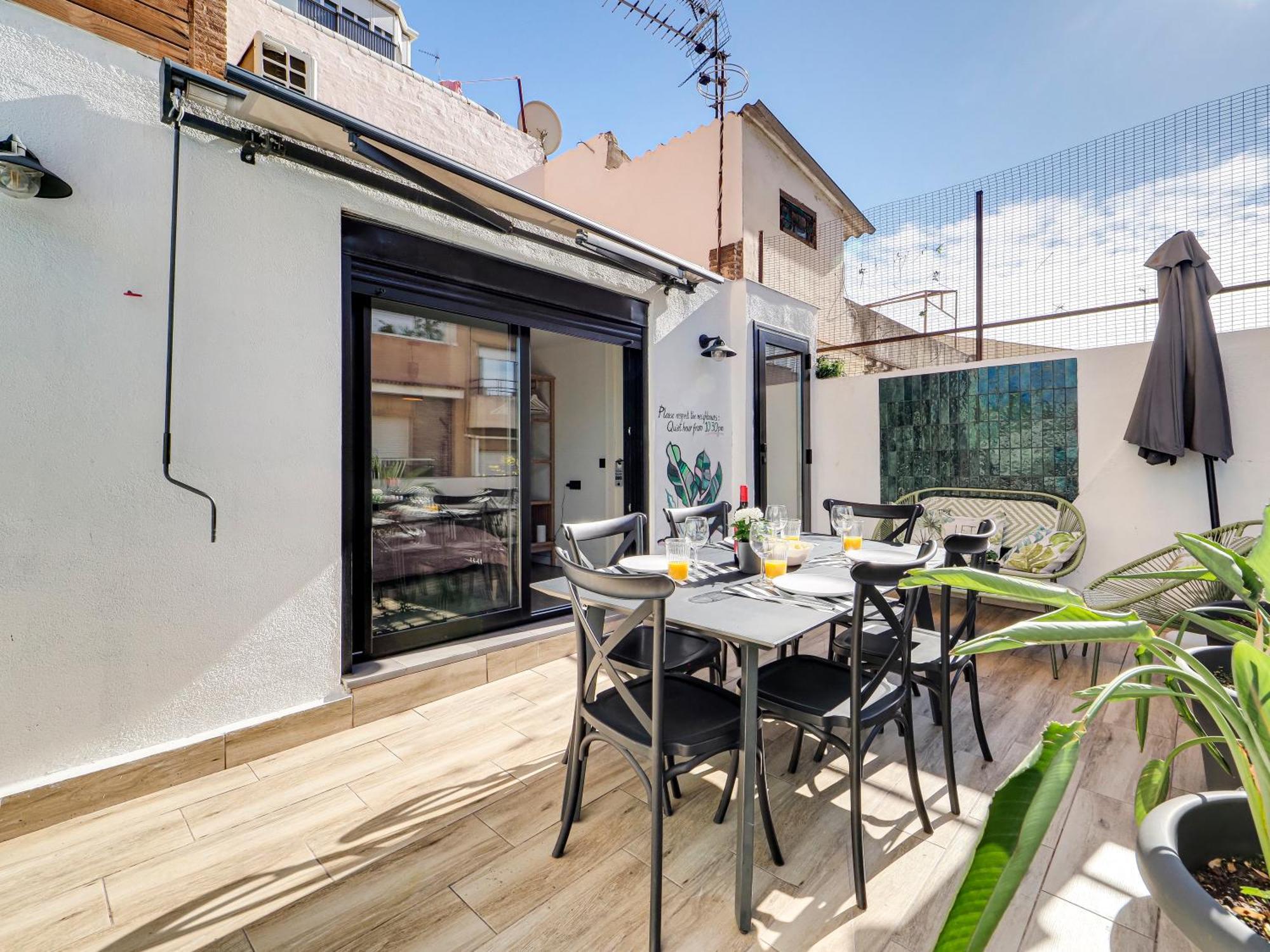 Casa Maria Townhouse- Terrace-4 Bedrooms L'Hospitalet de Llobregat Esterno foto