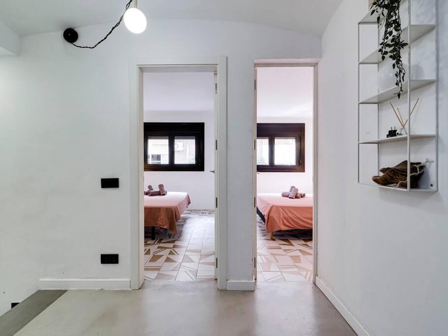 Casa Maria Townhouse- Terrace-4 Bedrooms L'Hospitalet de Llobregat Esterno foto
