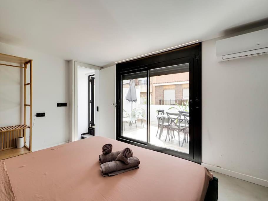 Casa Maria Townhouse- Terrace-4 Bedrooms L'Hospitalet de Llobregat Esterno foto