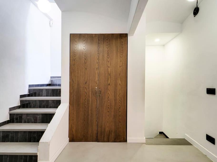 Casa Maria Townhouse- Terrace-4 Bedrooms L'Hospitalet de Llobregat Esterno foto