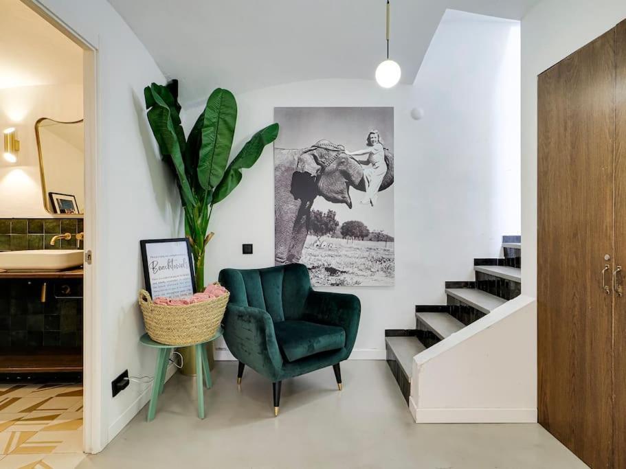 Casa Maria Townhouse- Terrace-4 Bedrooms L'Hospitalet de Llobregat Esterno foto